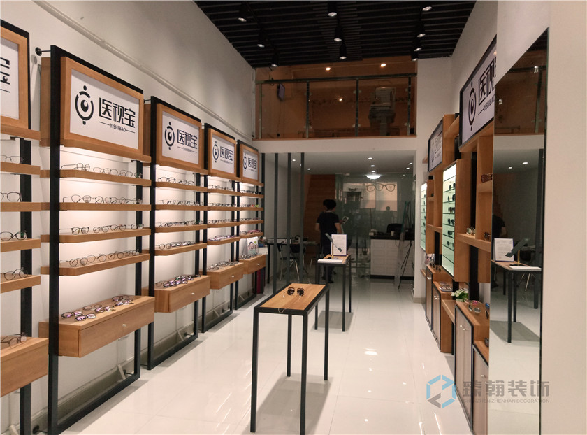 280平醫(yī)視寶眼鏡店裝修實(shí)拍圖