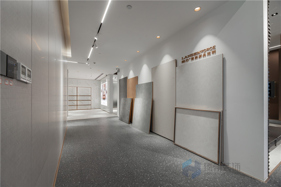 1000平朗生材料展廳裝修